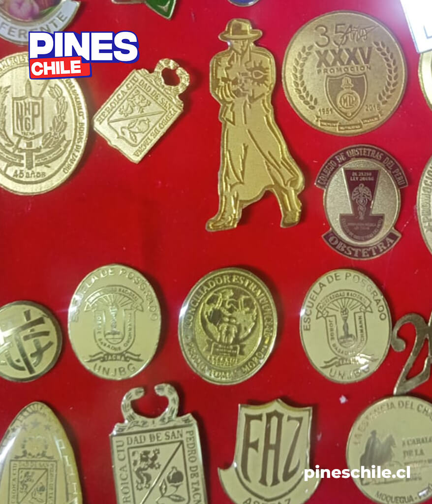 Piochas personalizadas baño oro